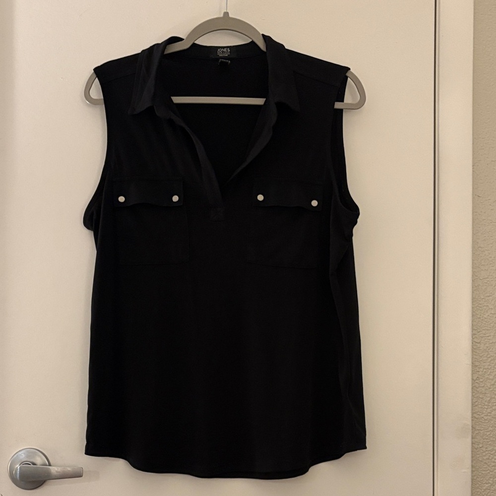 Jones New York V Neck Two Pocket Women's Black Casual Sleeveless Top SZ L